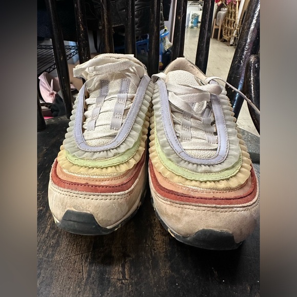 Nike Air Max 97 Be True Shoes - Picture 3 of 11